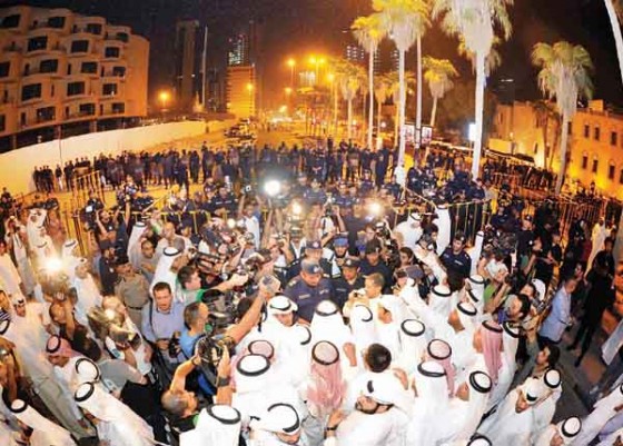 ساحة الارادة المعارضة الكويتية الكويت لا خير فينا إن لم نقلها