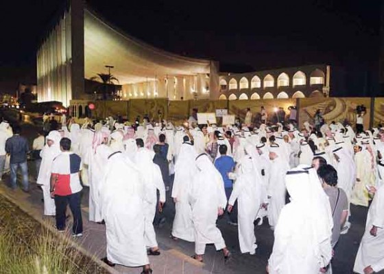 ساحة الارادة المعارضة الكويتية الكويت لا خير فينا إن لم نقلها