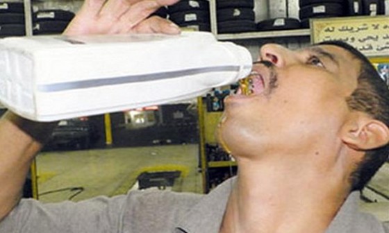 ghadi_news_-_yemeni_drink_car_engine_oils_0_20122418390_s4