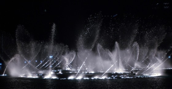 The Dubai Fountain 2_tcm90-23479