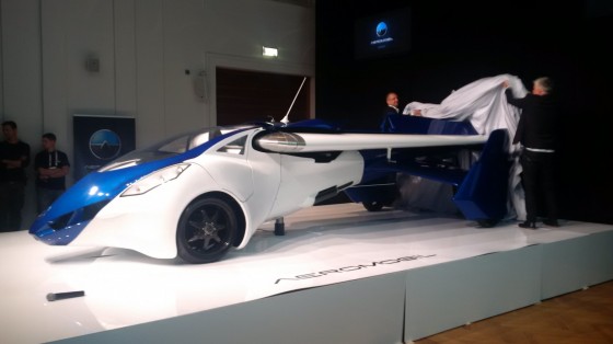 Svelamento-AeroMobil-e1414574449270-1940x1091