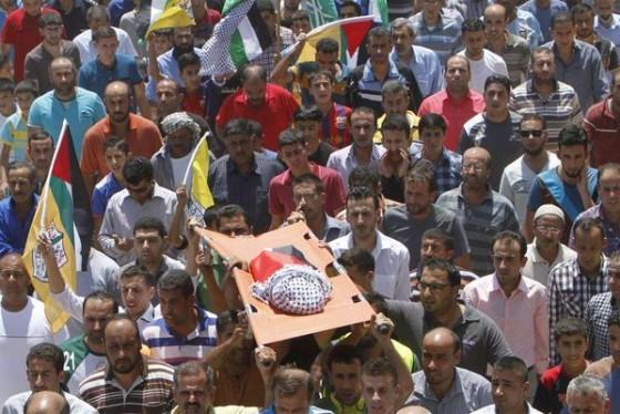 إعتداء إرهابي من مستوطنون صهاينة على منازل فلسطينيين أدى إلى موت رضيع حرقاً